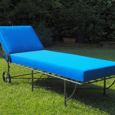 lettino da piscina in ferro battuto - wrought iron furniture - meubles en fer forgé - schmiedeeiserne Möbel